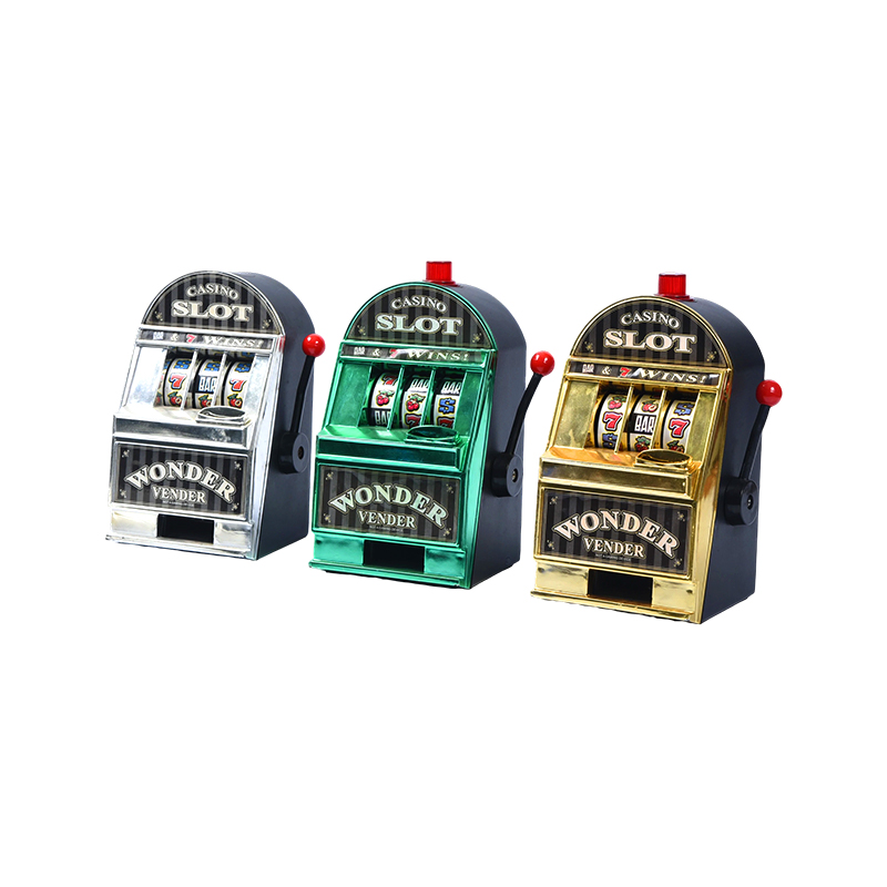 Kasino Miniatur Bergaya Vintage Penyamun Bersenjata Satu – Set Tiga (Perak, Hijau, Emas)