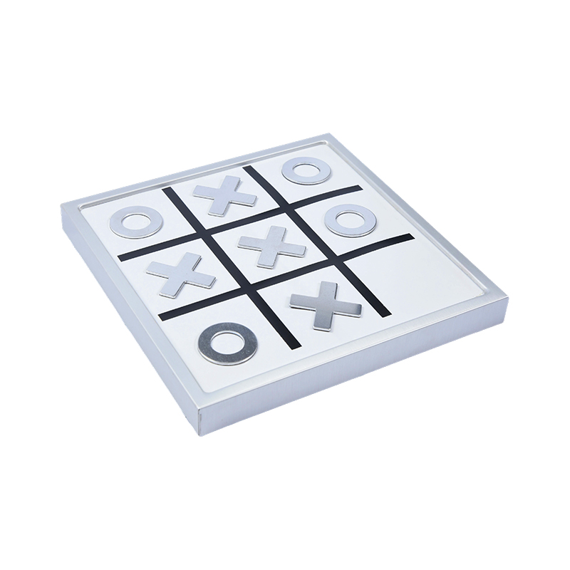 Permainan Tic-Tac-Toe Logam Moden Edisi Desktop